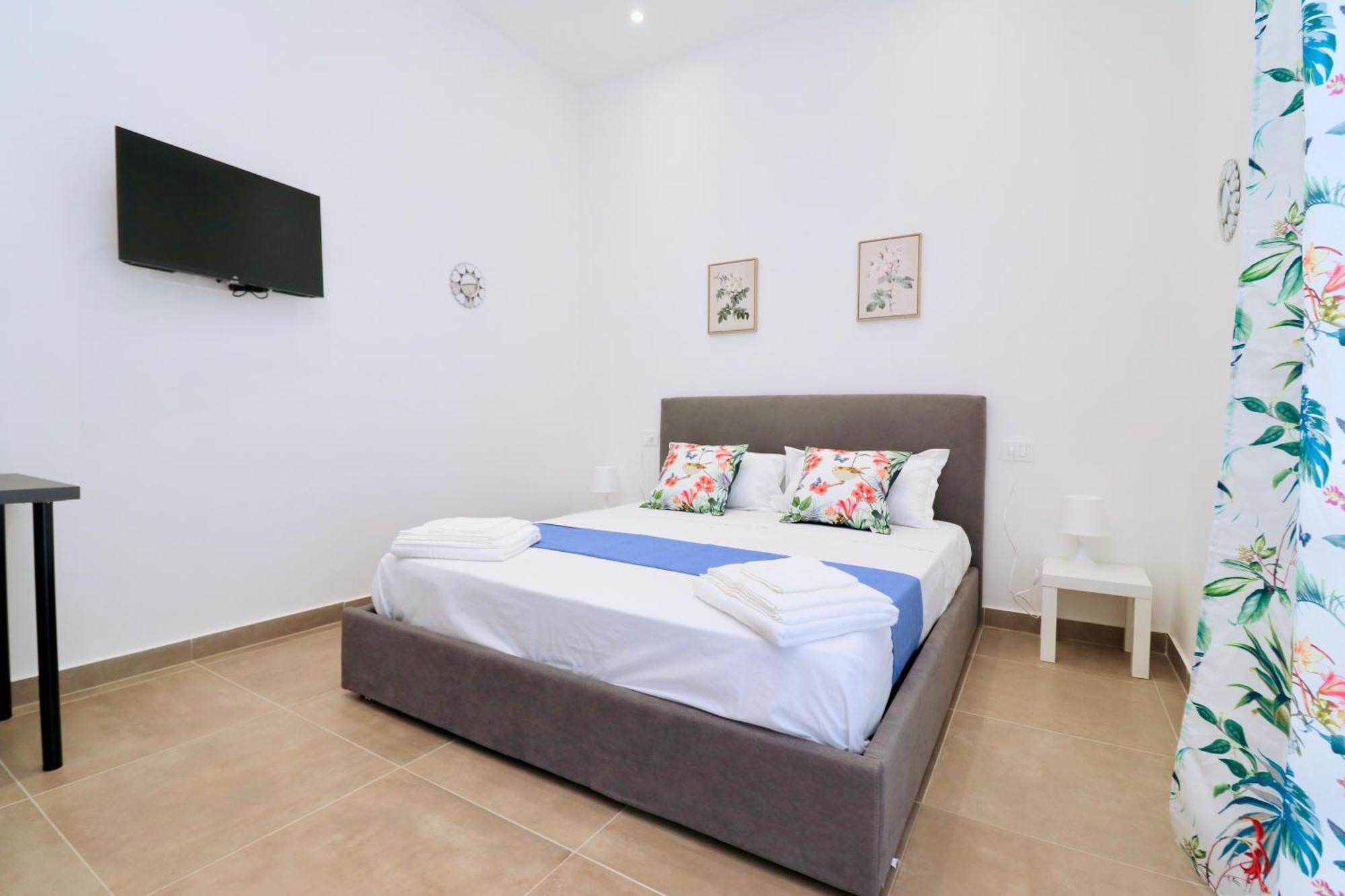 Airport Guest Houses Napoli Eksteriør billede