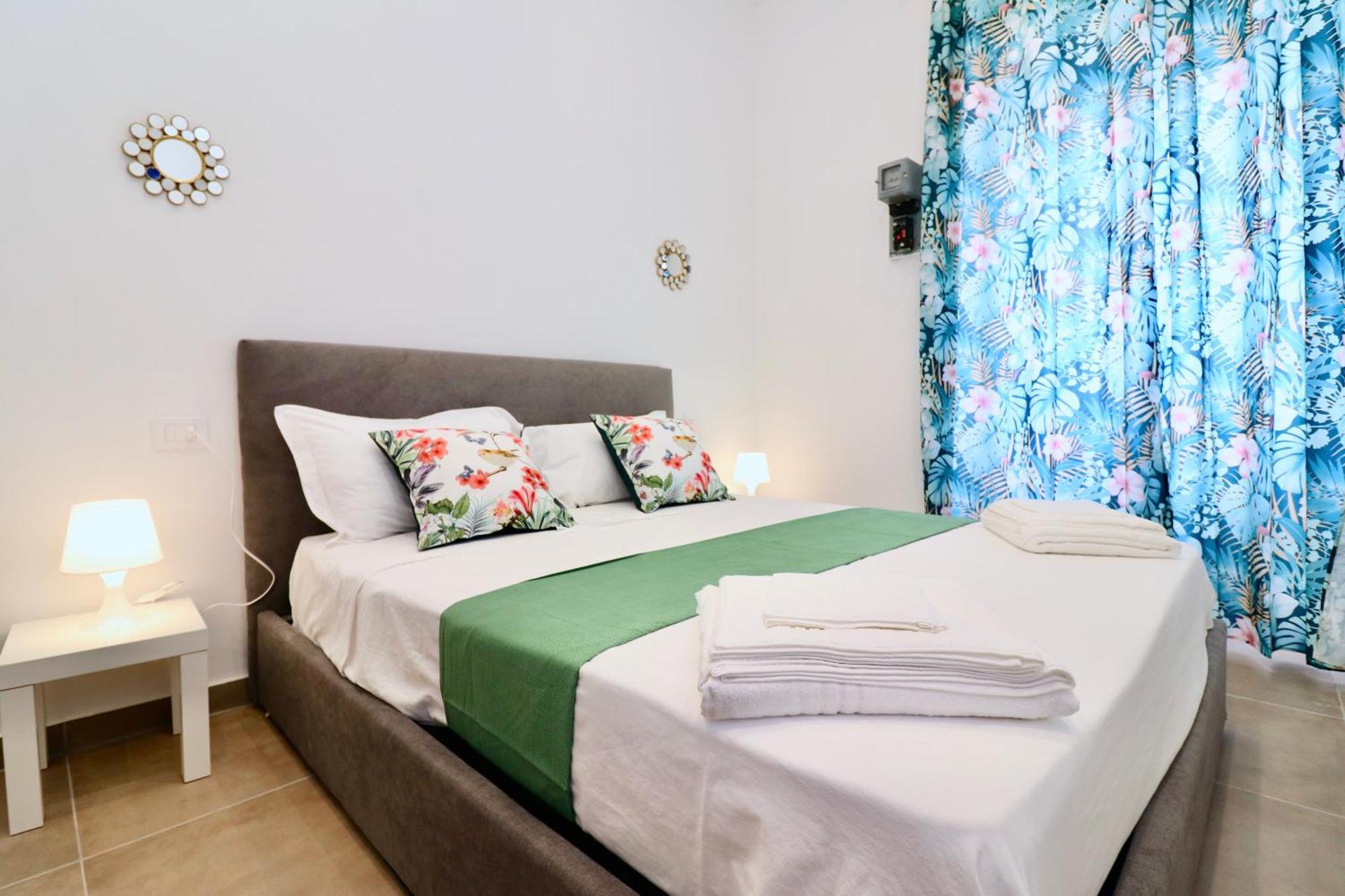 Airport Guest Houses Napoli Eksteriør billede